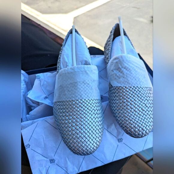 Birdies silver woven vegan leather flats new in box - Picture 3 of 5